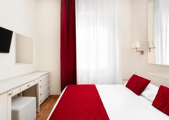 Готель Western Nazionale 4*