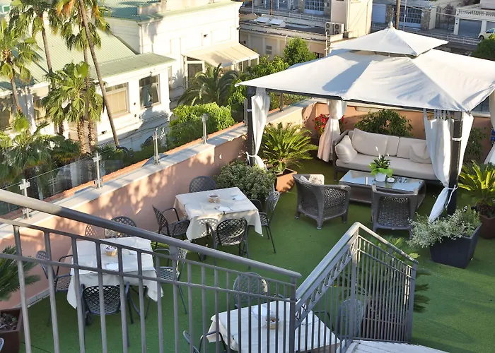 Готель Western Nazionale 4*